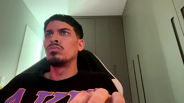 Latino_White_21 – webcam-show