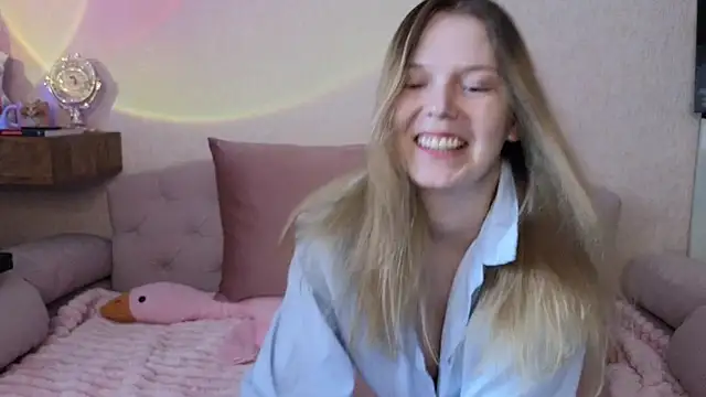 Vivian_Davis élő XXX-chatje