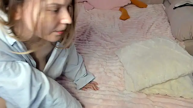 Vivian_Davis Chat XXX in diretta