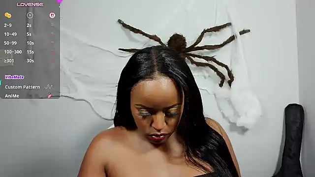nyna_stax Show in webcam