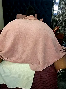 BootyCallEver Chat XXX in diretta