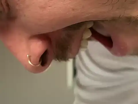 mcklister_kinky_feets Webcamshow