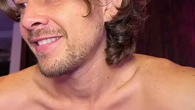 mcklister_kinky_feets Шоу с уебкамера