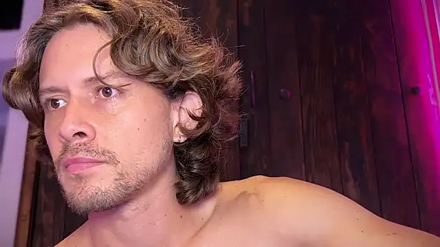 mcklister_kinky_feets Шоу с уебкамера
