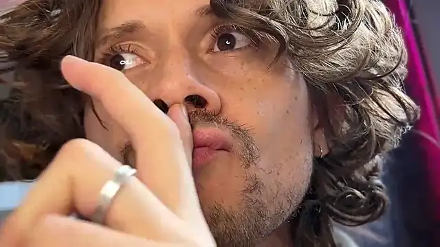 הופעת וובקאם של mcklister_kinky_feets
