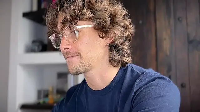 mcklister_kinky_feets 网络视讯表演