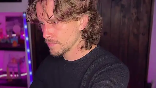 mcklister_kinky_feets Pertunjukan Webcam