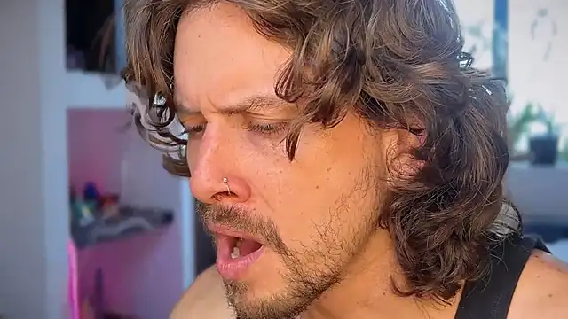 mcklister_kinky_feets Шоу с уебкамера