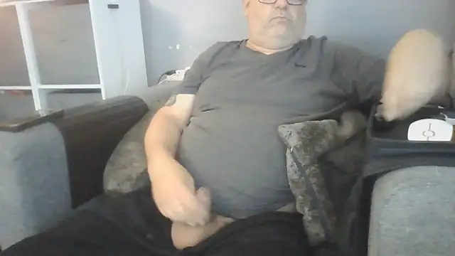 Naturistmale45's Webcam Show