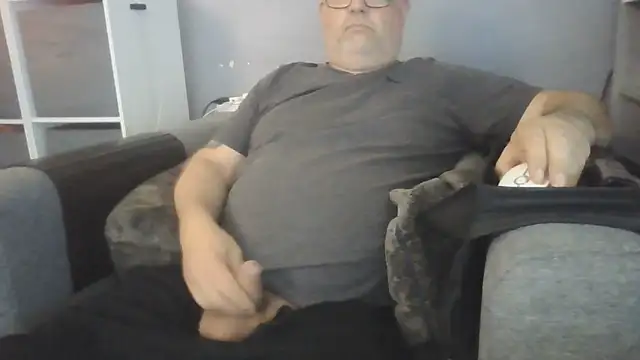 Naturistmale45 Show in webcam