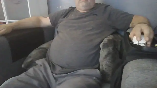 Naturistmale45 Show Webcam