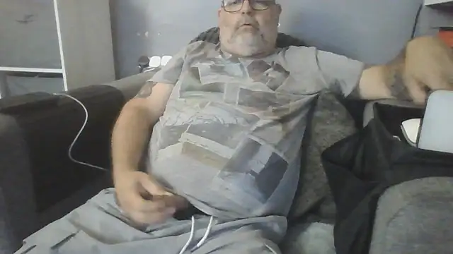 Naturistmale45n Webbikameraesitys