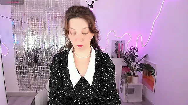 MargaretFatal's Live XXX Chat