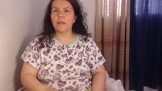 Chat +18 de agathamiller01 ao vivo