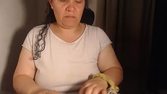 agathamiller01 – Naživo XXX chat