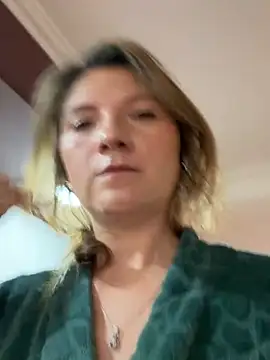 Chat +18 de Cherryxx ao vivo