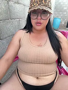 Show modela MileyGia na web-kameri