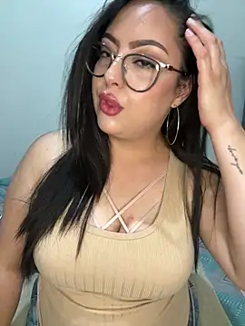 MileyGia's Live XXX Chat