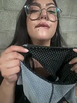 MileyGia Live XXX-Chat