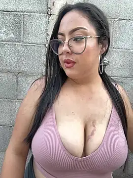 MileyGia: απευθείας συνομιλία ΧΧΧ