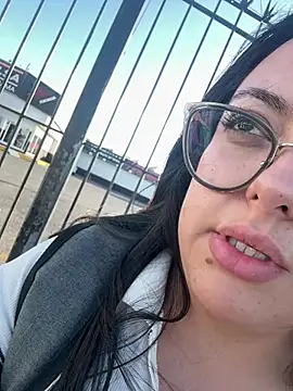 MileyGia ওয়েবক্যাম শো