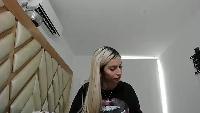 Show Webcam de briana_wonder69xxx