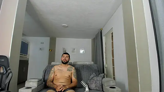 DulceRomance's Webcam Show
