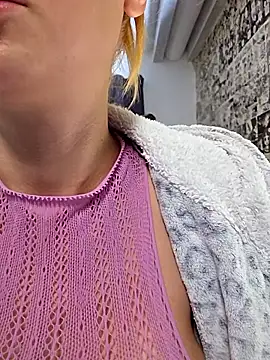 kylie_blck live XXX chat