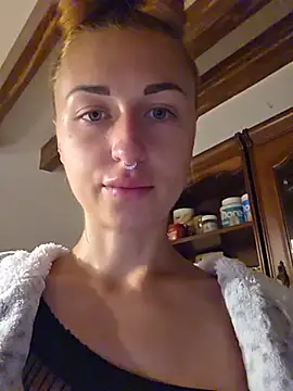 kylie_blck: απευθείας συνομιλία ΧΧΧ