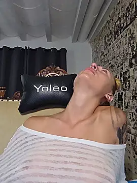 Chat +18 de kylie_blck ao vivo