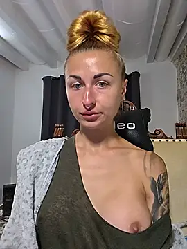 kylie_blck Chat XXX in diretta