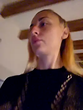 kylie_blck 现场XXX聊天