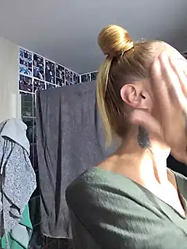 kylie_blck Chat XXX live