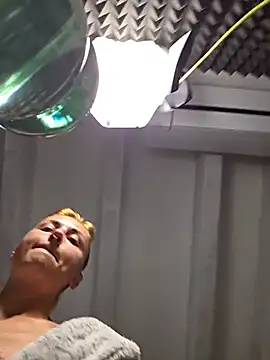 Czat XXX na żywo – kylie_blck