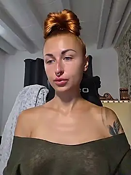 kylie_blck Show in webcam