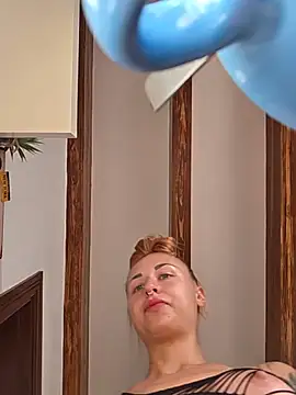 kylie_blck Show Webcam