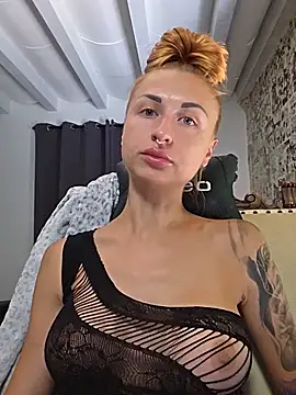 kylie_blck XXX чат на живо