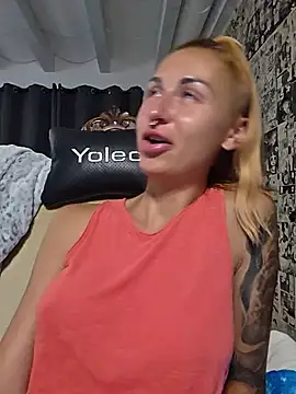 kylie_blck: онлайн-секс-чат