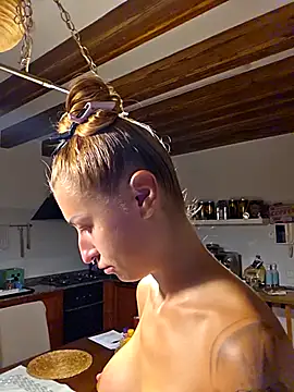 Webkamerová show kylie_blck
