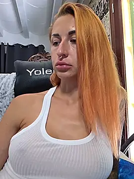 kylie_blck Show in webcam