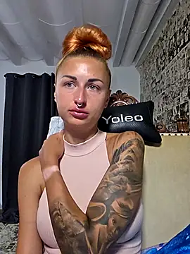 kylie_blck Adlı Modelin Web Kamerası Şovu