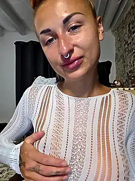 kylie_blck Adlı Modelin Web Kamerası Şovu