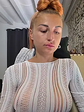 Show modela kylie_blck na web-kameri