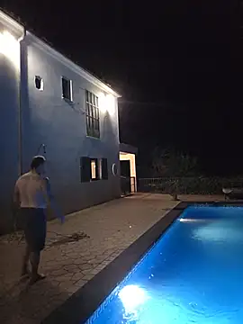 kylie_blck: διαδικτυακό σόου στην κάμερα
