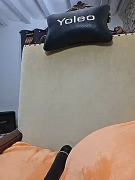 kylie_blck's Webcam Show