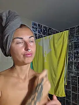 kylie_blck Adlı Modelin Canlı XXX Sohbeti