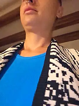 Chat +18 de kylie_blck ao vivo