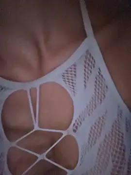 kylie_blck Adlı Modelin Canlı XXX Sohbeti