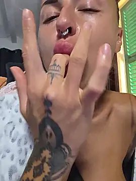 Chat XXX ao vivo de kylie_blck