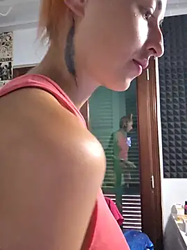 XXX chat uživo modela kylie_blck